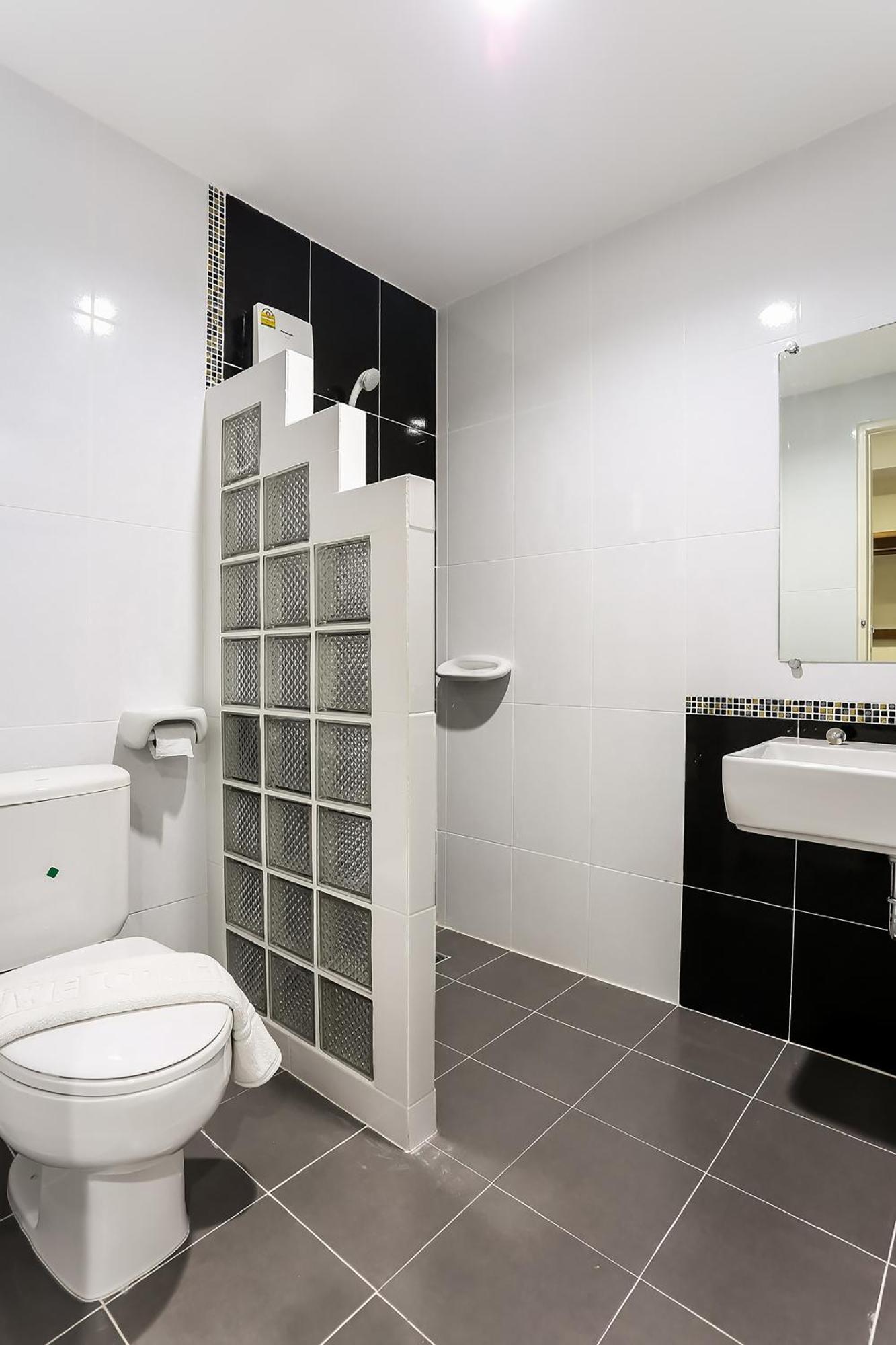 Canary House Rachawong คานารี่ เฮ้าส์ ราชวงศ์ เชียงใหม่ ภายนอก รูปภาพ